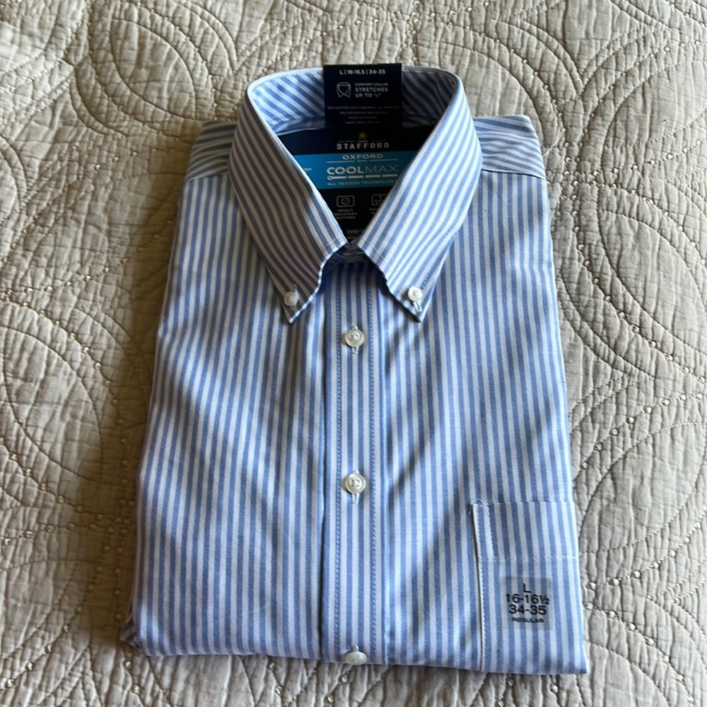 Stafford Coolmax Blue and White Button down long sleeve shirt  L 16-16.5|34-35